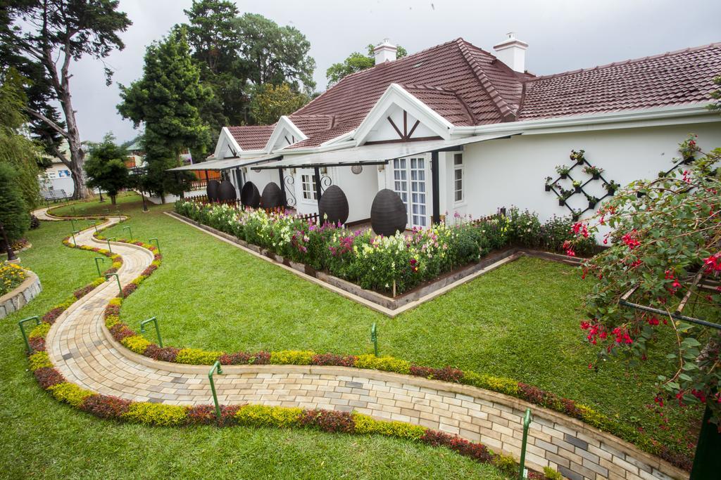 La Grande Villa Нувара-Елія Екстер'єр фото